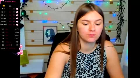 Snapshot of monika_youu chatting on 05-12-26, 10:34 Monika online show from 05-12-26, 10:34