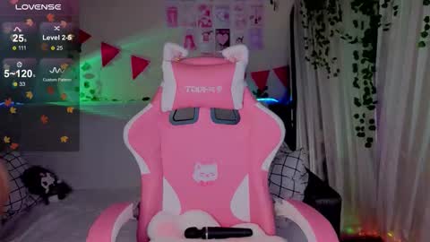 Monika online show from 12-20-25, 06:31