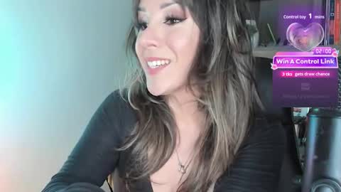 Monilee online show from 12-16-25, 07:35