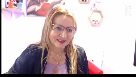 Snapshot of monserrat_diva chatting on 06-08-26, 08:42 monserrat_diva online show from 06-08-26, 08:42