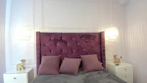 Snapshot of monserrat_girl chatting on 11-23-25, 11:54 online show from 11-23-25, 11:54