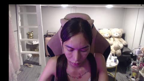 ELYSE A SIMPLE GIRL online show from 05-08-26, 11:04