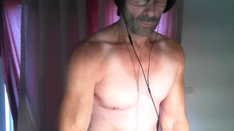 monsterdildos online show from 06-11-26, 04:32
