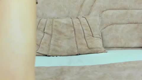 Linda Darling online show from 12-30-24, 01:36