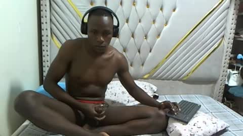 monstrous_cock1 online show from 04-15-26, 06:59