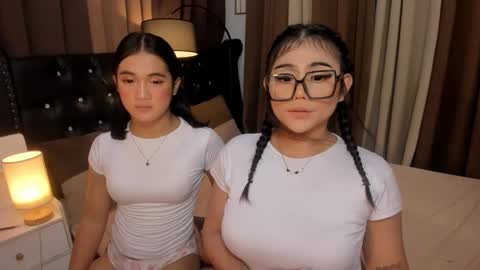 Snapshot of monstrouscockdivaontop chatting on 01-06-25, 04:36 Ruthie online show from 01-06-25, 04:36