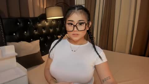 Snapshot of monstrouscockdivaontop chatting on 01-16-25, 06:59 Ruthie online show from 01-16-25, 06:59