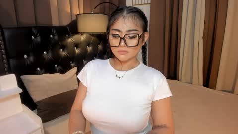 Snapshot of monstrouscockdivaontop chatting on 01-25-25, 02:58 Ruthie online show from 01-25-25, 02:58