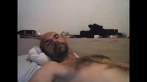 montmasse online show from 05-04-26, 06:09