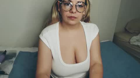 Monse online show from 02-14-26, 09:11