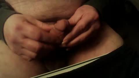 moodyblue550 online show from 12-16-25, 08:52