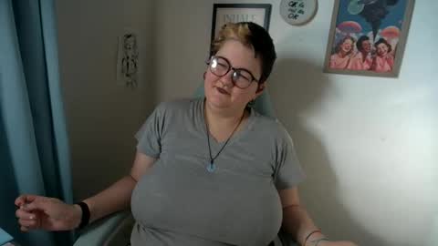 Moo Jay online show from 12-15-25, 11:53