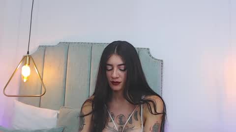 Moon online show from 04-14-26, 09:21