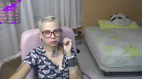 Luna online show from 07-15-26, 12:32