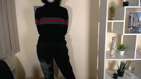 Snapshot of moon_foxy_ chatting on 12-03-24, 09:55 Diana online show from 12-03-24, 09:55