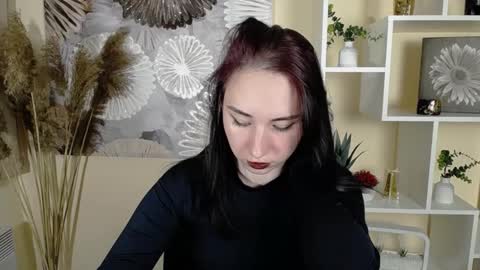 Snapshot of moon_foxy_ chatting on 10-16-25, 09:38 Diana online show from 10-16-25, 09:38