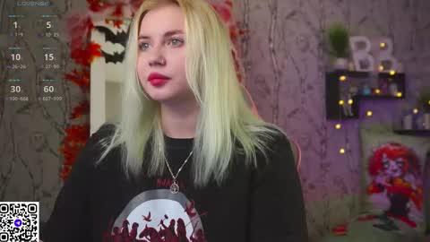 Emilia online show from 10-28-25, 09:02