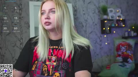 Emilia online show from 12-16-25, 09:03