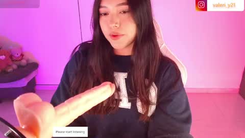 Snapshot of moonbella_bell chatting on 06-08-26, 02:01 bell online show from 06-08-26, 02:01