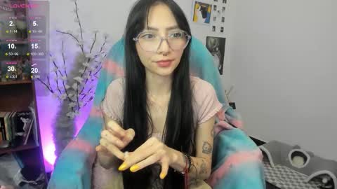 MOON  online show from 02-11-26, 02:27