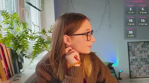 Snapshot of moonlight__lovers chatting on 01-20-25, 12:49 Dana online show from 01-20-25, 12:49