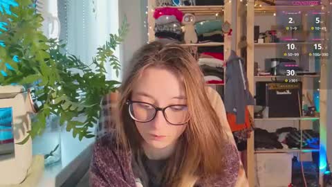 Snapshot of moonlight__lovers chatting on 02-23-25, 01:21 Dana online show from 02-23-25, 01:21