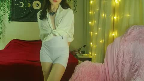 Snapshot of moonlight_sonataa chatting on 01-10-26, 12:51 moonlight_sonataa online show from 01-10-26, 12:51