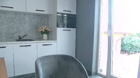 Snapshot of moonligt_iris chatting on 07-10-26, 04:39 moonligt_iris online show from 07-10-26, 04:39