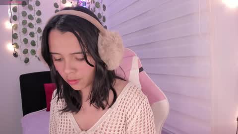 moonliight__ online show from 01-25-25, 12:17