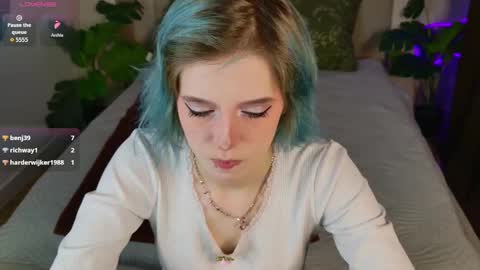 Asuna online show from 10-10-25, 08:41