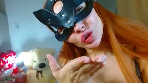 Tina online show from 12-21-25, 07:26