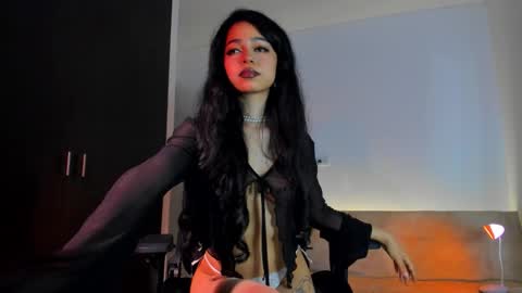 Snapshot of moonmadison chatting on 03-20-26, 07:24 Madison online show from 03-20-26, 07:24