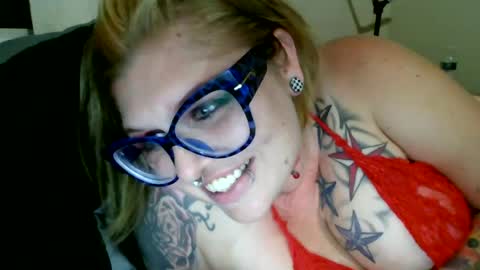 Snapshot of moonpulseraven chatting on 06-29-26, 04:30 moonpulseraven online show from 06-29-26, 04:30