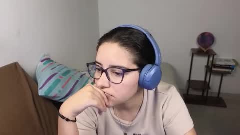 Moon Woman online show from 02-19-26, 02:18