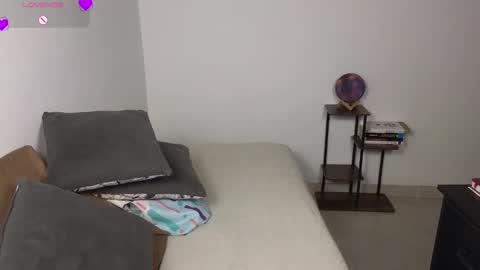 Moon Woman online show from 02-24-26, 03:37