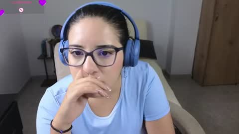 Moon Woman online show from 07-22-26, 04:04
