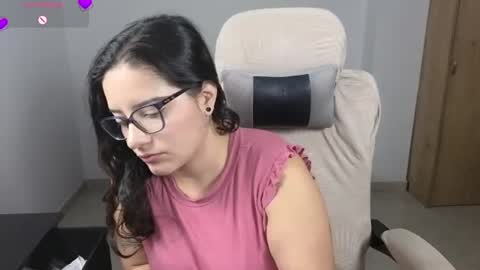 Snapshot of moonwoman_ chatting on 08-02-26, 03:16 Moon Woman online show from 08-02-26, 03:16