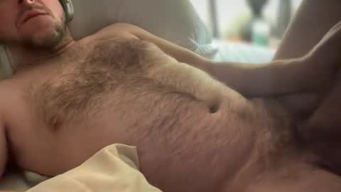 Moon online show from 11-24-25, 04:56