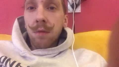 Snapshot of mopsmudrec chatting on 11-15-25, 10:34 mopsmudrec online show from 11-15-25, 10:34