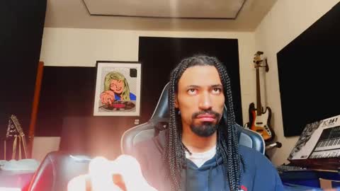 Snapshot of morebemdotad chatting on 06-10-26, 03:44 Diego online show from 06-10-26, 03:44