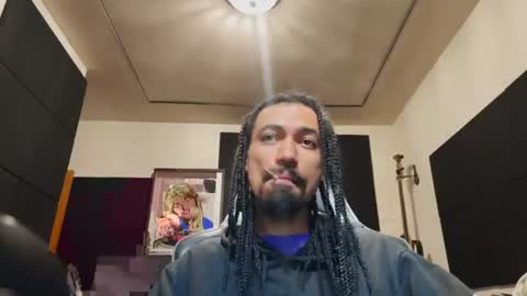 Snapshot of morebemdotad chatting on 06-16-26, 01:36 Diego online show from 06-16-26, 01:36