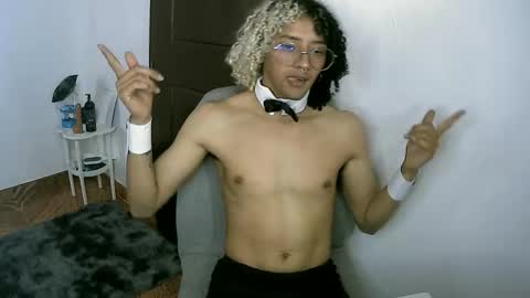 Danny  online show from 12-17-25, 06:14