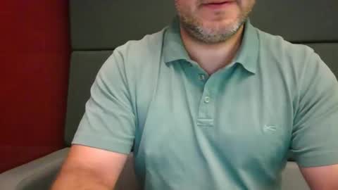 Snapshot of morepassion4u chatting on 09-11-25, 08:36 morepassion4u online show from 09-11-25, 08:36