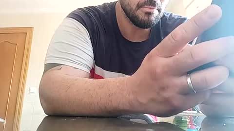 Snapshot of morfeo6 chatting on 06-16-26, 08:39 morfeo6 online show from 06-16-26, 08:39
