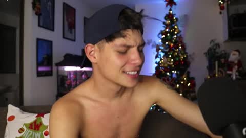 Snapshot of morgan_hiller chatting on 12-04-24, 12:08   online show from 12-04-24, 12:08