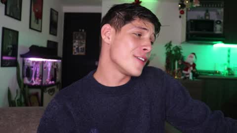Snapshot of morgan_hiller chatting on 01-08-25, 02:46   online show from 01-08-25, 02:46