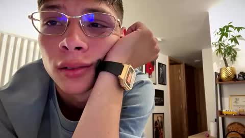 Snapshot of morgan_hiller chatting on 09-30-25, 11:43   online show from 09-30-25, 11:43