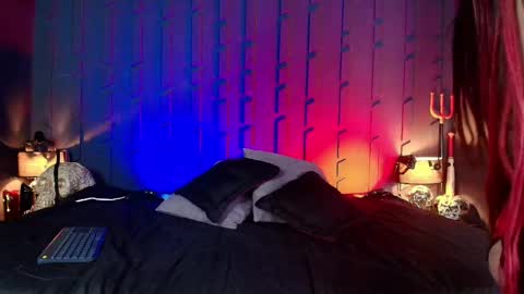 Snapshot of morganacrowley_ chatting on 02-28-25, 08:07 Morgana online show from 02-28-25, 08:07