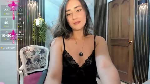 Moriah online show from 04-13-26, 01:44