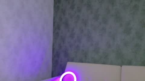 Emilia online show from 03-26-26, 03:34